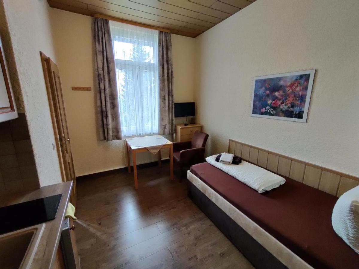 Haus Savina Hotell Weimar  Exteriör bild